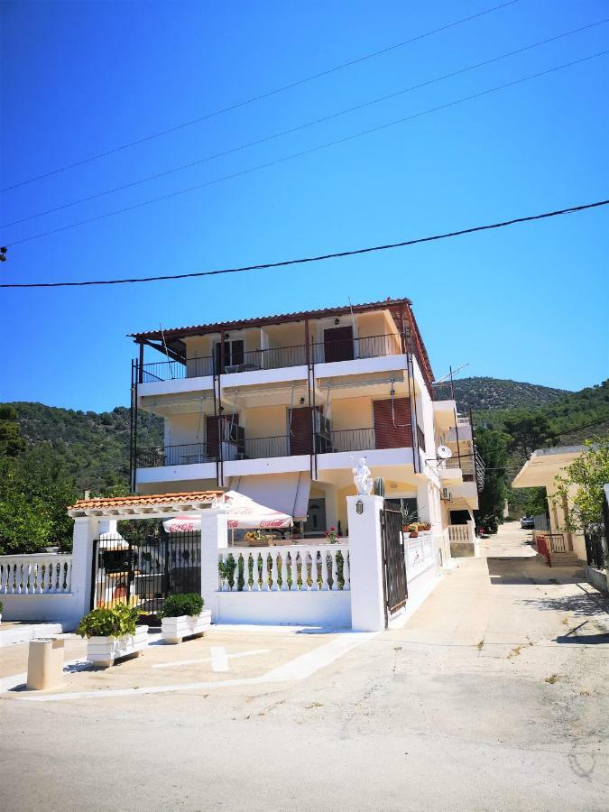 Neorio Studios Poros Town Eksteriør billede